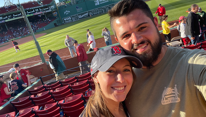 Samantha her fiancé Peter attend a rivalry game between the Boston Red Sox and the New York Yankees.