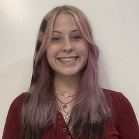 Mackenzie Robien headshot