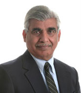 Baldev Sachdeva Headshot