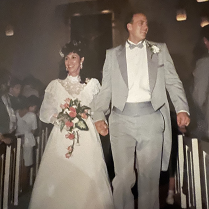 Concetta ’73 and Charlie Grabenstein ’87 on their wedding day.