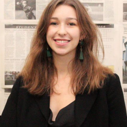 Image of Isabelle Hajek ’22, head editor