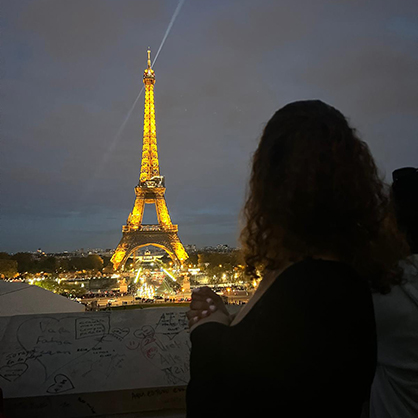 Isaura Franco '26 visiting Paris
