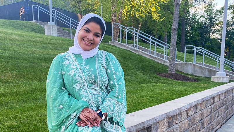 Adrielys Gomez ’22 formed the University’s Muslim Student Association.